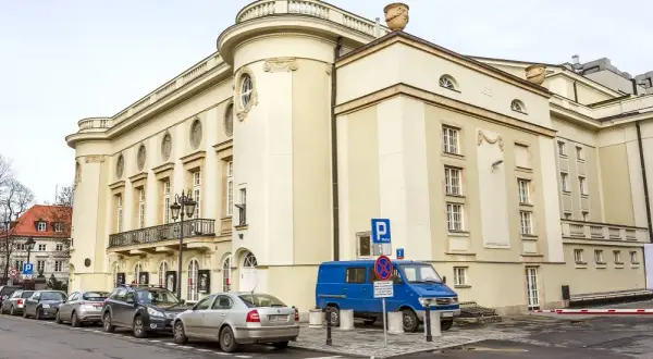 Jakie style w architekturze są typowe dla okresu pozytywizmu? Odkryj ich tajemnice